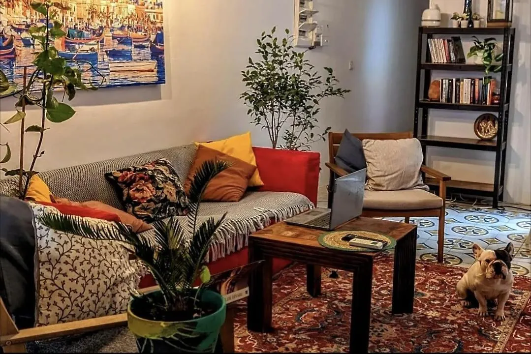 Quiet Twin Room With Private Bathroom Sliema Pensionat