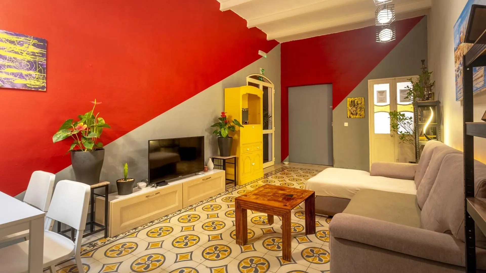 Quiet Twin Room With Private Bathroom Sliema