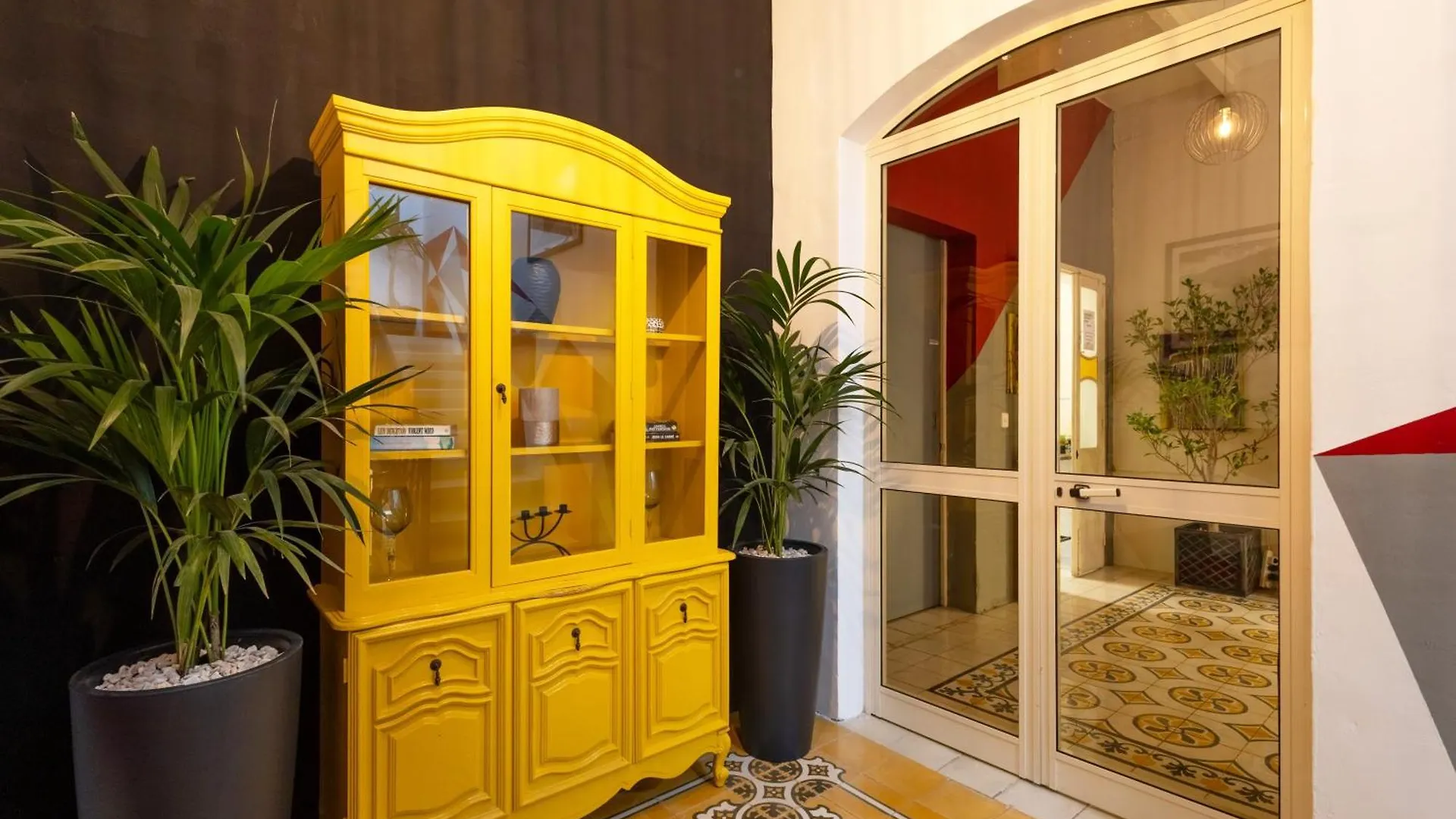 Quiet Twin Room With Private Bathroom Sliema Malta