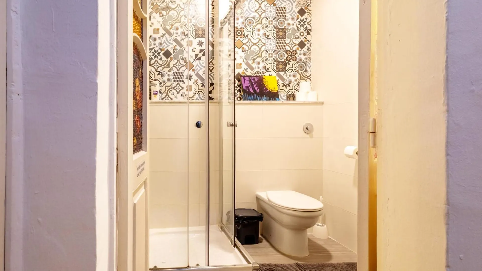 Quiet Twin Room With Private Bathroom Sliema Malta